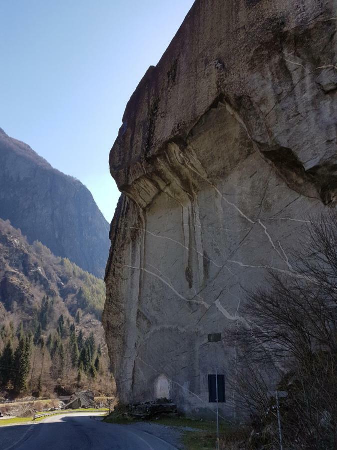Hotel Ristorante Sasso Remenno Val Masino Exteriör bild
