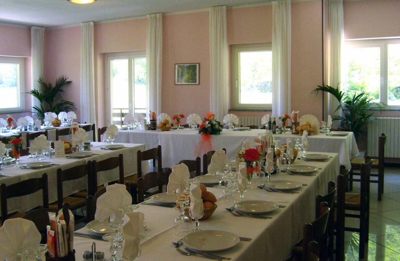 Hotel Ristorante Sasso Remenno Val Masino Exteriör bild
